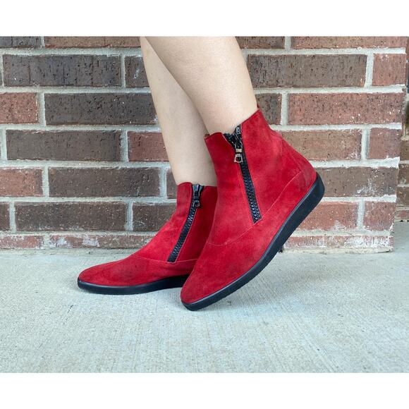 size 9 vintage 90s Red ZIPPERS suede leather PLATFORM CREEPERS ankle boots Italy - Picture 5 of 10
